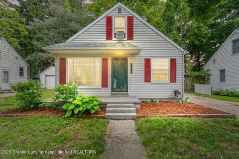 2115 Donora St, Lansing, MI 48910