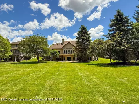 Exterior - 404 W Spring Meadows Ln, Dewitt, MI 48820 photo 2 of 5