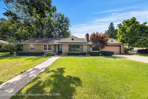 2813 E Westchester Rd, Lansing, MI 48911