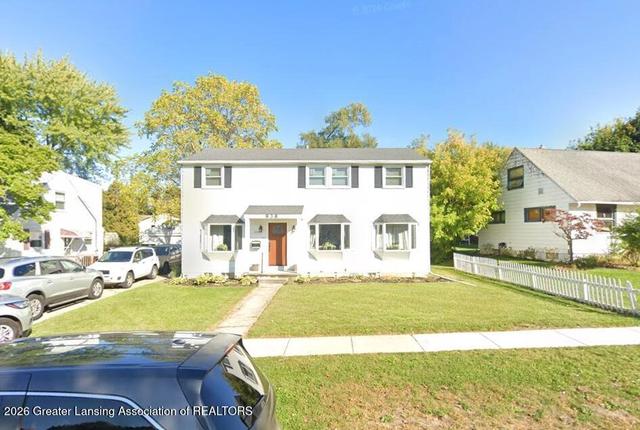 938 Pendleton Dr, Lansing, MI 48917