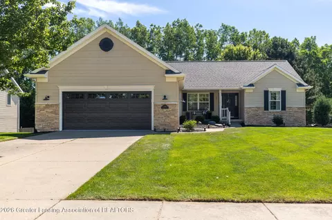 3120 Belgian Dr, Lansing, MI 48906
