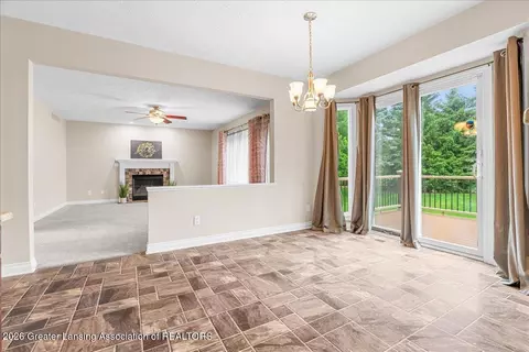 12855 Chartreuse Dr, Dewitt, MI 48820 photo 14