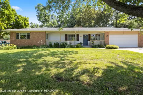 4910 E Saint Joe Hwy, Grand Ledge, MI 48837