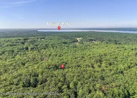 2889 W Sunset Dr, Roscommon, MI 48653 photo 27