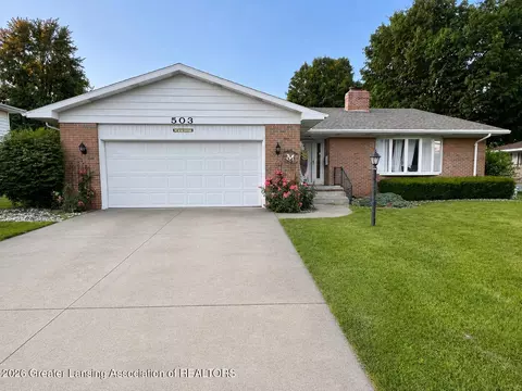 503 E Sturgis St, Saint Johns, MI 48879