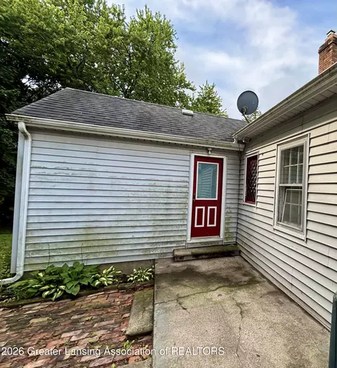 Other - 913 Everett Dr, Lansing, MI 48915 photo 9 of 11