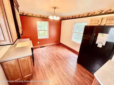Other - 913 Everett Dr, Lansing, MI 48915 photo 4 of 11