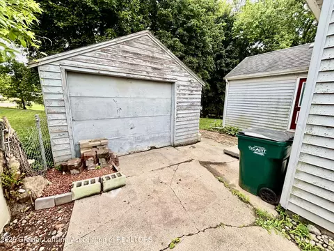 Other - 913 Everett Dr, Lansing, MI 48915 photo 8 of 11