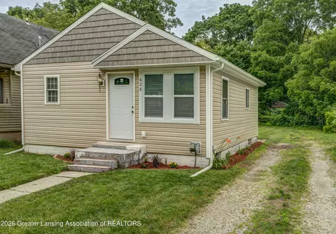 628 S Hayford Ave, Lansing, MI 48912