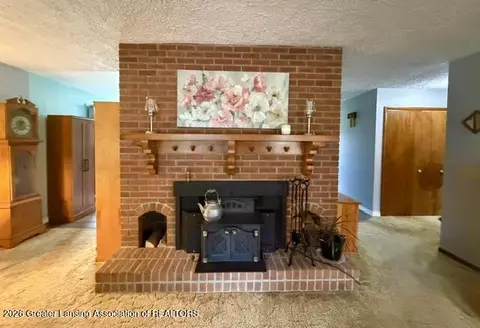 Entry Way - 9230 W Howe Rd, Eagle, MI 48822 photo 1 of 1