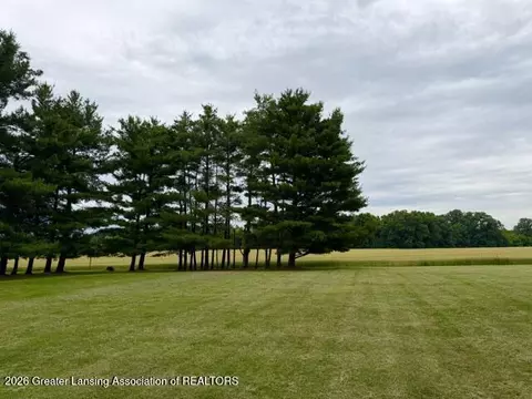 Exterior - 9230 W Howe Rd, Eagle, MI 48822 photo 3 of 5