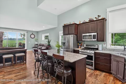 Kitchen - 1695 W Solon Rd, Dewitt, MI 48820 photo 1 of 4