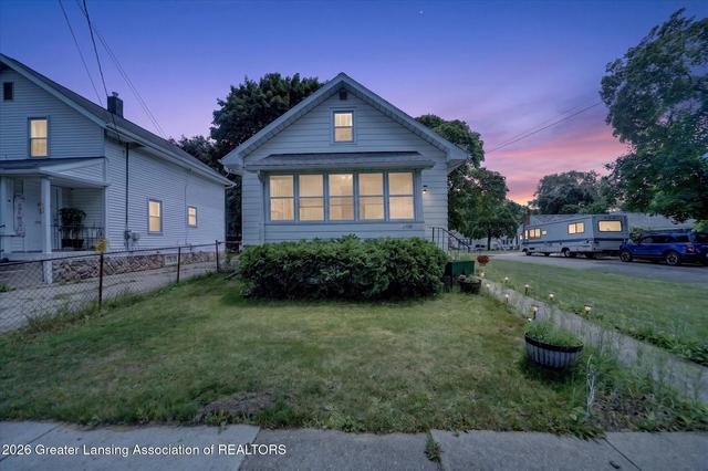 1400 Glenrose Ave, Lansing, MI 48915