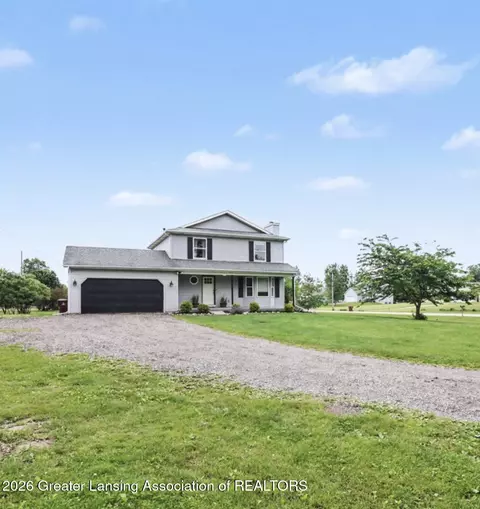 8585 N Gregory Rd, Fowlerville, MI 48836