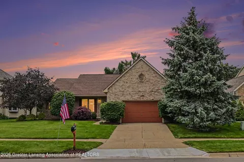 2380 Barnsbury Rd, East Lansing, MI 48823