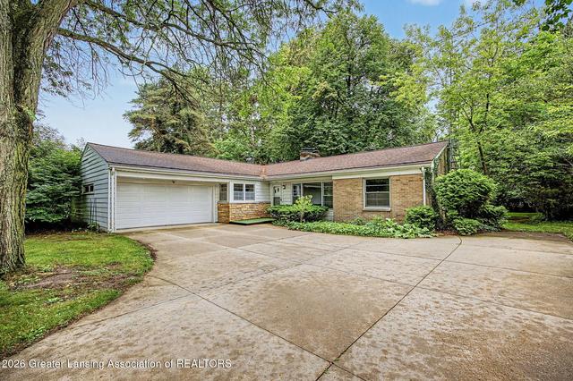 4531 Chippewa Dr, Okemos, MI 48864