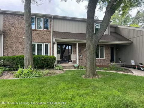 1285 N Chartwell Carriage Way, East Lansing, MI 48823