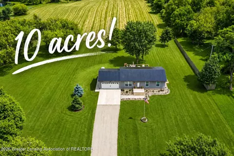 2550 Harmon Rd, Saint Johns, MI 48879