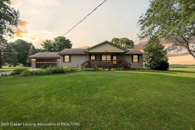 201 N Chester Rd, Charlotte, MI 48813