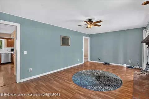 Living - 11892 S Wright Rd, Eagle, MI 48822 photo 4 of 6