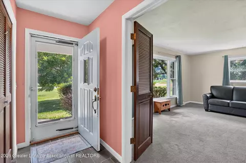 Entry Way - 11892 S Wright Rd, Eagle, MI 48822 photo 1 of 2