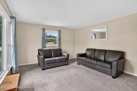 Living - 11892 S Wright Rd, Eagle, MI 48822 photo 2 of 6