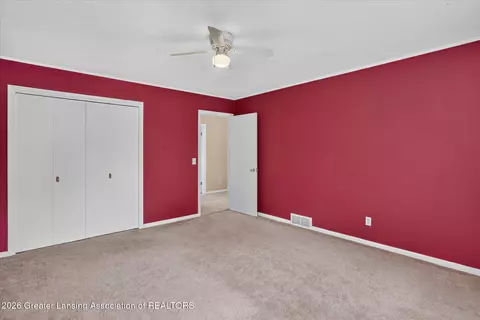 Bedroom - 11892 S Wright Rd, Eagle, MI 48822 photo 5 of 9