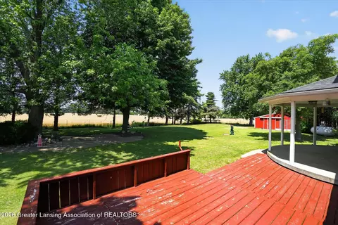 Exterior - 11892 S Wright Rd, Eagle, MI 48822 photo 4 of 12
