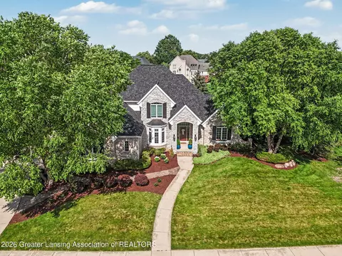 3546 Autumnwood Ln, Okemos, MI 48864