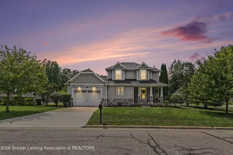 16763 Printemp Dr, East Lansing, MI 48823