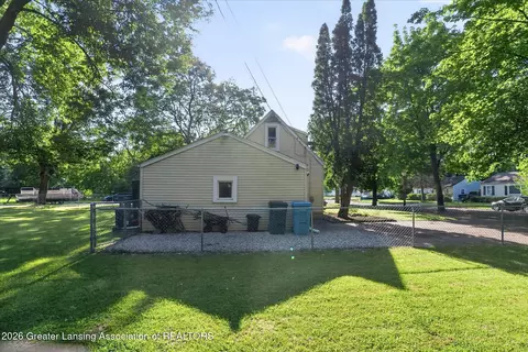 Exterior - 730 Hunter Blvd, Lansing, MI 48910 photo 5 of 8
