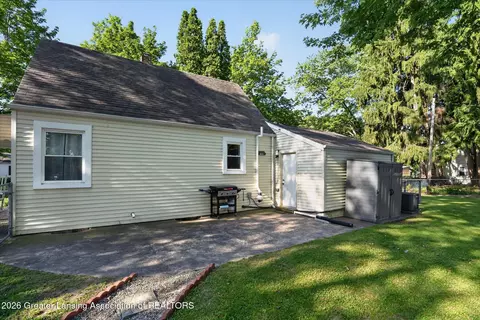 Exterior - 730 Hunter Blvd, Lansing, MI 48910 photo 6 of 8
