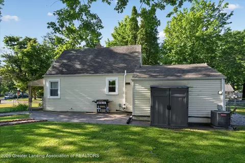 Exterior - 730 Hunter Blvd, Lansing, MI 48910 photo 7 of 8