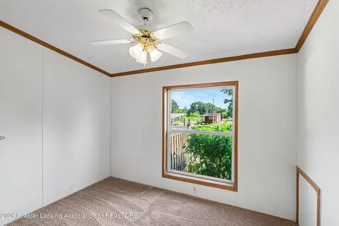 Bedroom - 4270 Trumble Rd, Jackson, MI 49201 photo 3 of 5