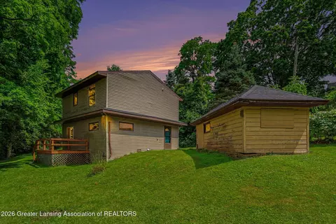 130 Benton St, Bellevue, MI 49021