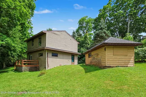Exterior - 130 Benton St, Bellevue, MI 49021 photo 3 of 5