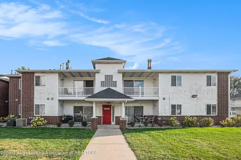 915 Carom Cir, Mason, MI 48854