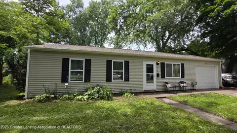 3920 S Deerfield Ave, Lansing, MI 48911