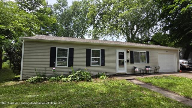 3920 S Deerfield Ave, Lansing, MI 48911
