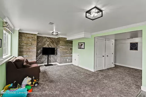 8093 Idared Rd, Saint Johns, MI 48879 photo 20