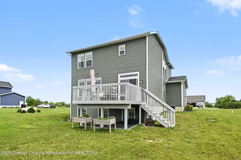 Exterior - 8093 Idared Rd, Saint Johns, MI 48879 photo 3 of 6