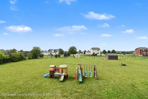 8093 Idared Rd, Saint Johns, MI 48879 photo 18