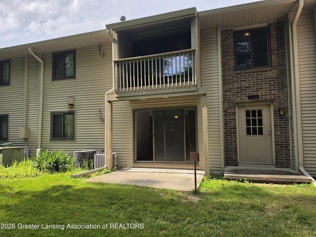 1715 Maple Ridge Rd #4, Haslett, MI 48840