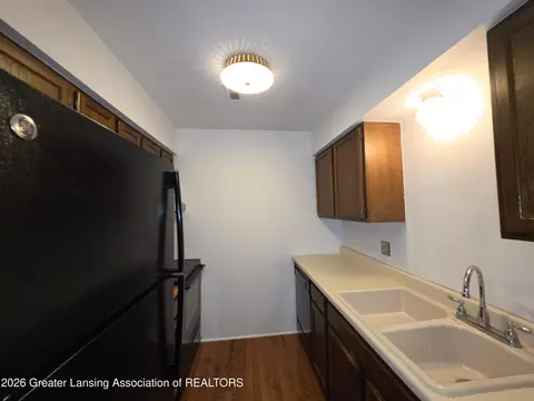 1715 Maple Ridge Rd #4, Haslett, MI 48840 photo 9