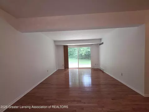 1715 Maple Ridge Rd #4, Haslett, MI 48840 photo 6
