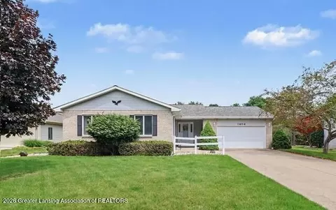 1404 Riley Rdg, Lansing, MI 48917