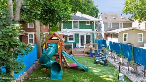 320 Oakhill Ave, East Lansing, MI 48823