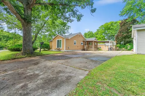 501 Keyte St, Owosso, MI 48867