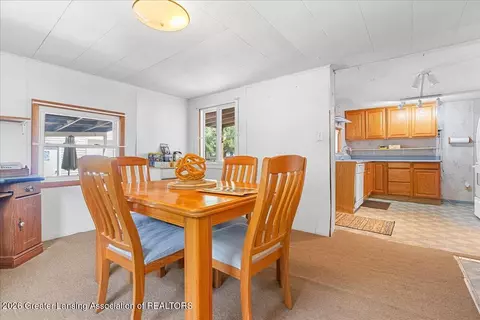 Dining - 501 Keyte St, Owosso, MI 48867 photo 1 of 2