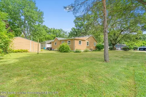 Exterior - 501 Keyte St, Owosso, MI 48867 photo 4 of 6